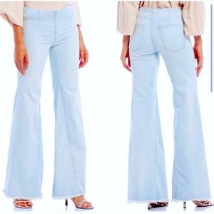 SOLD Free People Boho chic Flare Jeans - fitted waist and hips - Size 26
